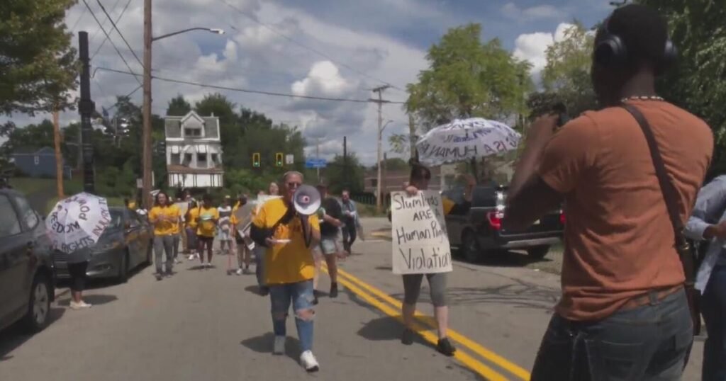 Mon View Heights residents march to property managers, demanding answers