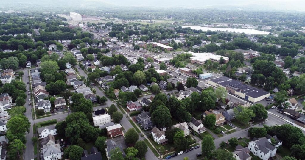 Pittsfield City Council approves regulations for short-term rentals | Central Berkshires